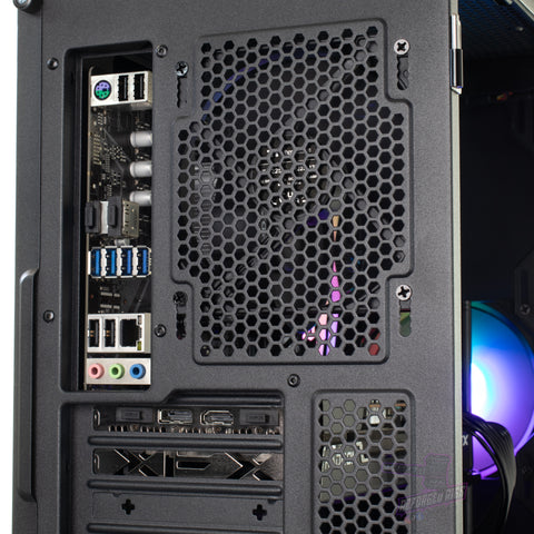 RX 6600XT 8GB | RYZEN 5600 | 16GB DDR4 | 1TB NVME | WIN 11 PRO