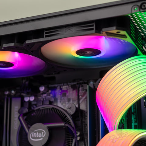 i5 8400 | 16GB DDR4 | RX 570 STRIX 8GB | 250GB SSD | WIN 11 PRO