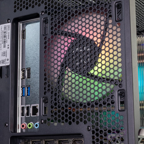 RX 6800 16GB | i5 14400F 10C/16T | 32GB RAM | 1TB NVME | WIN 11 PRO