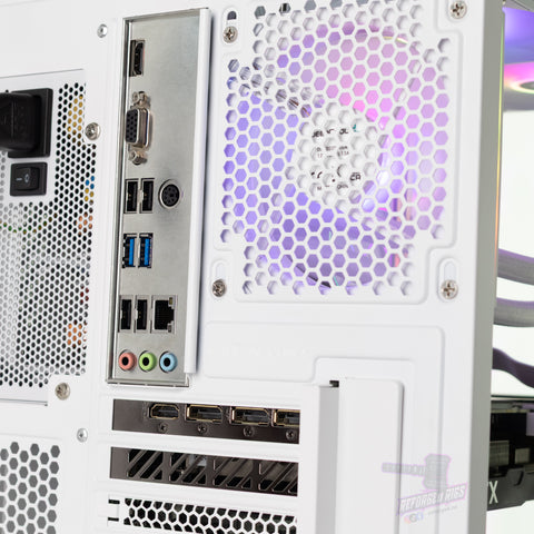 RTX 4070 | i5 14400F 10C/16T | 32GB RAM | 1TB NVME | WIN 11 PRO