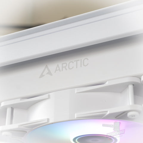 RTX 5080 FOUNDERS | 9800X3D | 32GB DDR5 | 2TB NVME | WIN 11 PRO