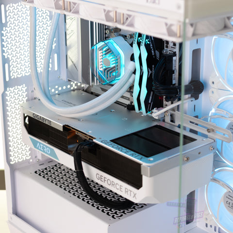 RTX 4090 24GB | RYZEN 9950X3D | 64GB DDR5 | 2TB 990 PRO | 1200W PSU