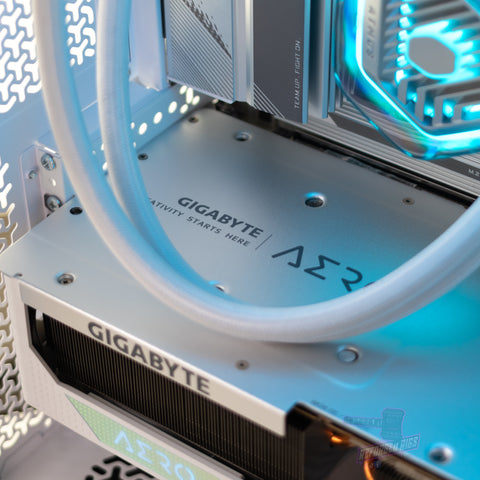 RTX 4090 24GB | RYZEN 9950X3D | 64GB DDR5 | 2TB 990 PRO | 1200W PSU