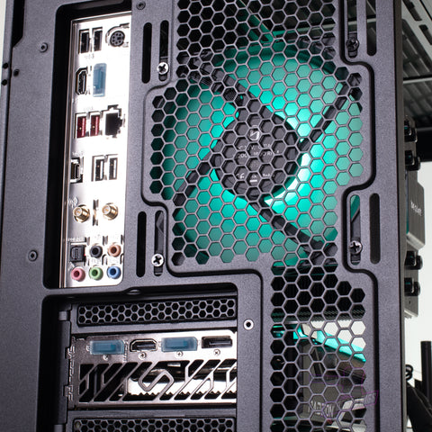 INTEL 13700 16C/24T | 32GB DDR4 | 1TB 990 | RX 6700XT 12GB | WIN 11 PRO