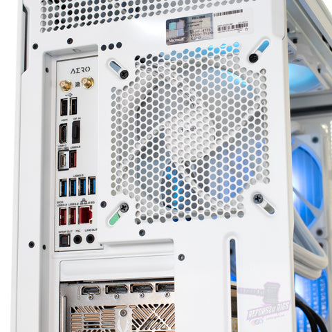 RTX 5070 Ti 16GB | Ryzen 7800X3D | 32GB DDR5 5600MHz | 1TB NVMe | WIN 11 PRO