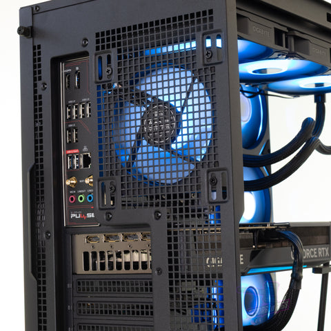 RTX 5070 Ti 16GB | Ryzen 7 7800X3D | 32GB DDR5 | 1TB NVMe | WIN 11 PRO