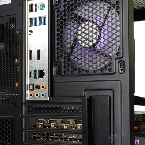 RTX 3070 TI 8GB | RYZEN 5500X3D | 16GB DDR4 | 512GB NVME | WIN 11 PRO