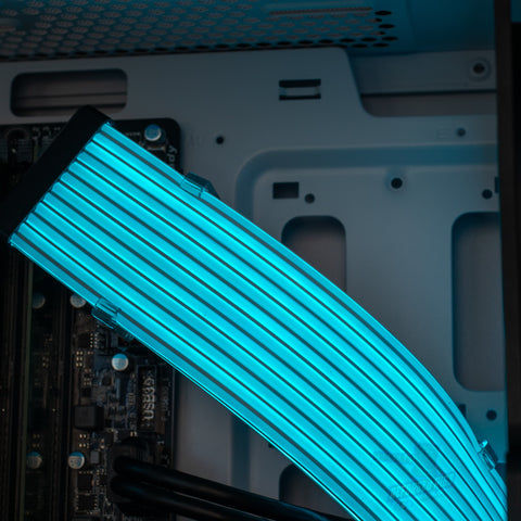 RX 6600XT 8GB | INTEL i5 6500 | 16GB DDR4 | 500GB SSD | WIN 11 PRO