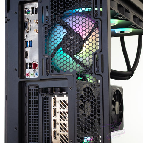 RYZEN 7700 8C/16T | RTX 4070 12GB | 32GB 6000MHz DDR5 | 1TB NVME | WIN 11 PRO