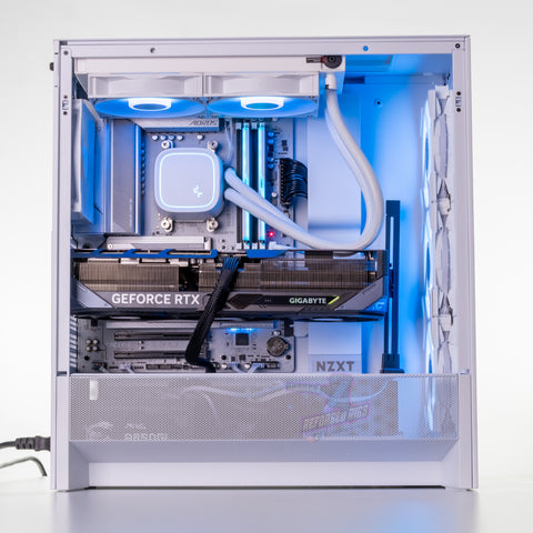 RYZEN 7800X3D | RTX 5070TI 16GB OC | 32GB 6000MHz | 1TB NVME | WIN 11 | ARGB