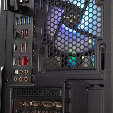 [USED] RX 4080 16GB | i7 13700KF 16C/24T 5.4GHz | 32GB DDR5 | 1TB NVME | WIN 11 | ARGB