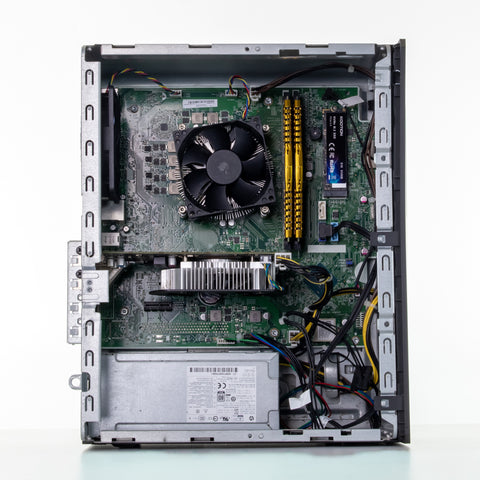 i5 8400 6C | GTX 1060 6GB | 16GB DDR4 | NVME | WIN 11 PRO