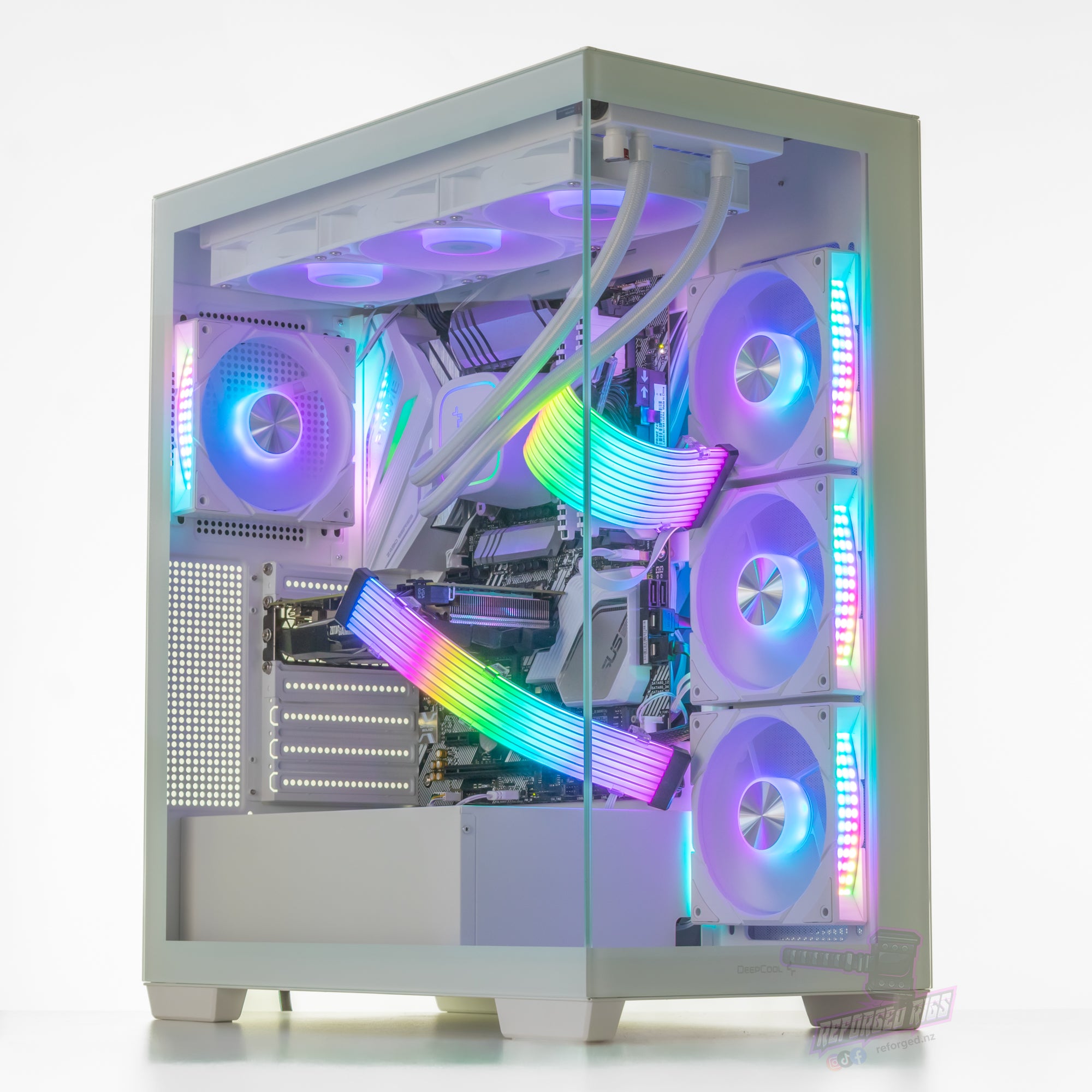 INTEL i3 10105F 4C/8T | GTX 1660 SUPER | 16GB DDR4 | 500GB