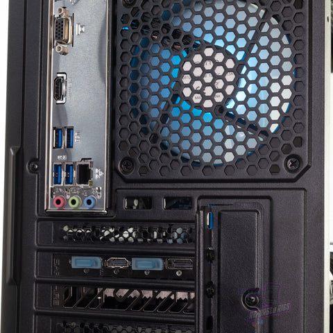 RX 6700 XT 12GB | Ryzen 7 5700X | 16GB DDR4 | 500GB SSD | WIN 11 PRO