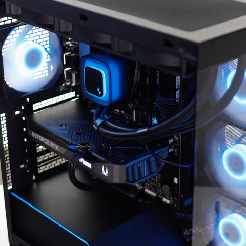 RTX 5070 12GB | RYZEN 7700 | 32GB DDR5 | 1TB NVME | WIN 11 PRO