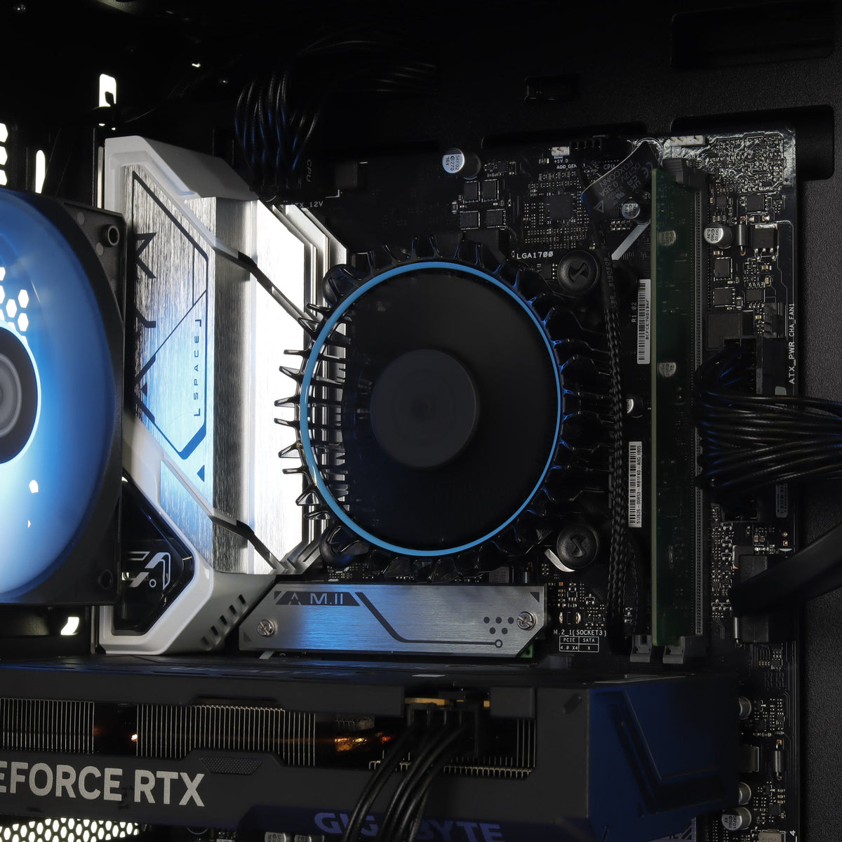 RTX 5050 8GB | I5 12400F | 16GB DDR5 | 500GB M.2 SSD | WIN 11 PRO gaming PC