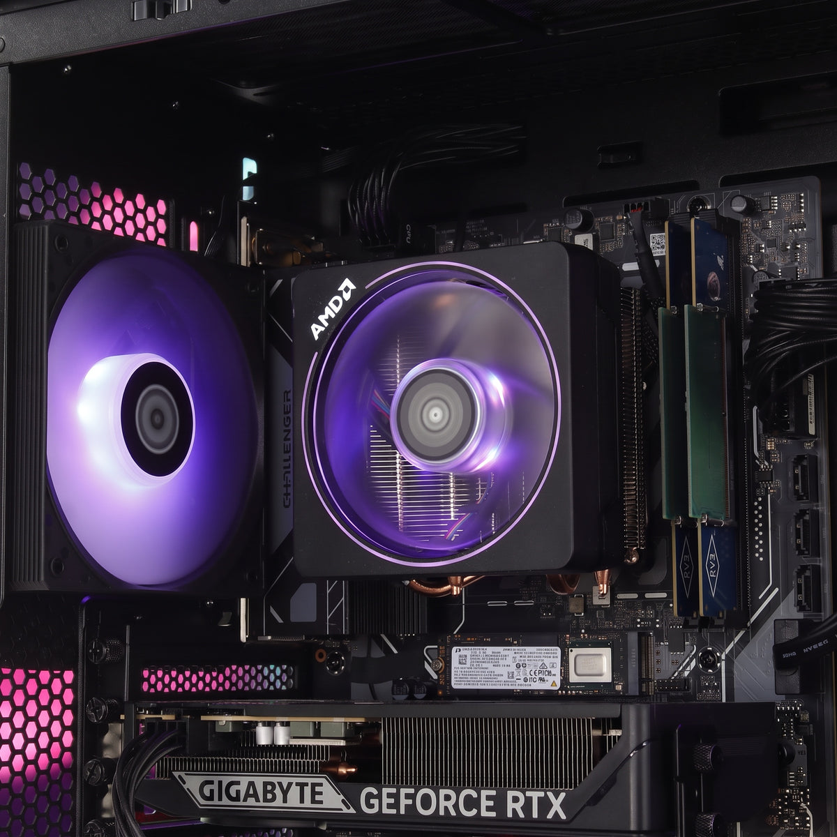 RTX 5060 8GB | RYZEN 7400F | 16GB DDR5 | 500GB NVME | WIN 11 PRO gaming PC